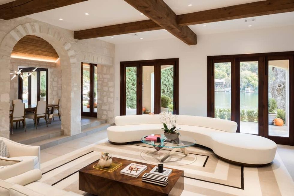 ATX_7901 Big View Drive