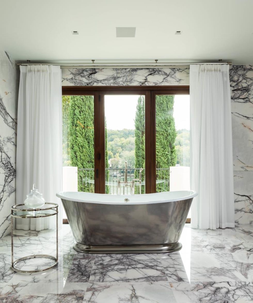 ATX_7901 Big View Drive