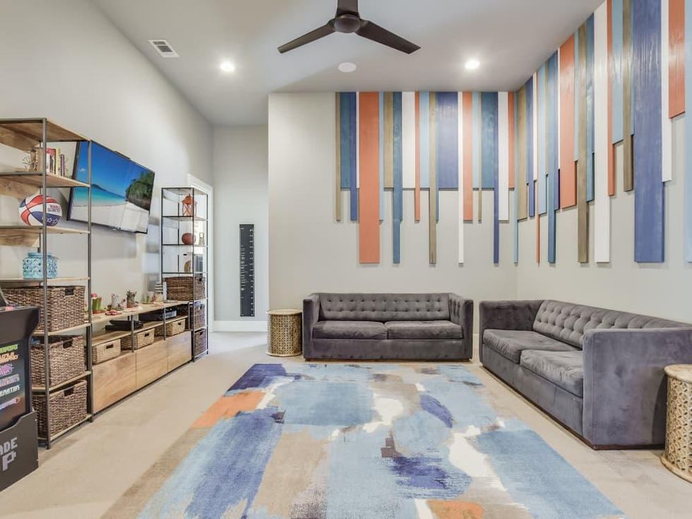 ATX_9508 Veletta Place