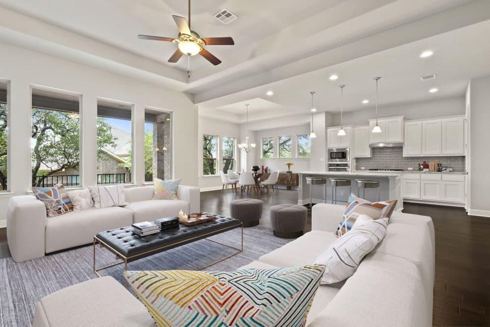 AUS_1000 Winding Way