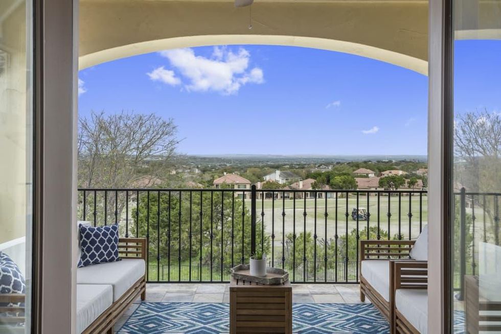 AUS_109 Neville Wood Court