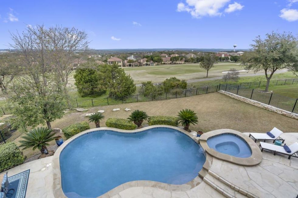 AUS_109 Neville Wood Court