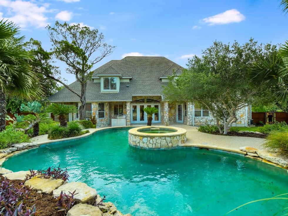 AUS_11700 Astoria Drive