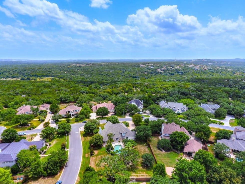 AUS_11700 Astoria Drive