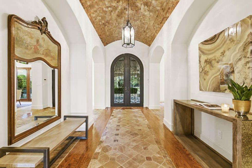 AUS_1407 Weston Lane North