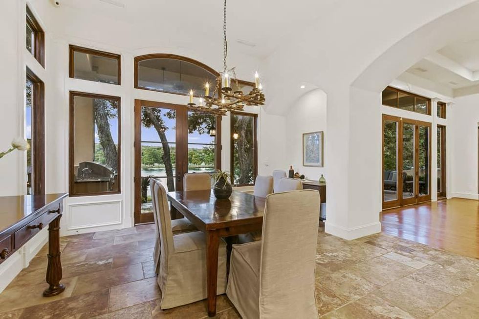 AUS_1407 Weston Lane North