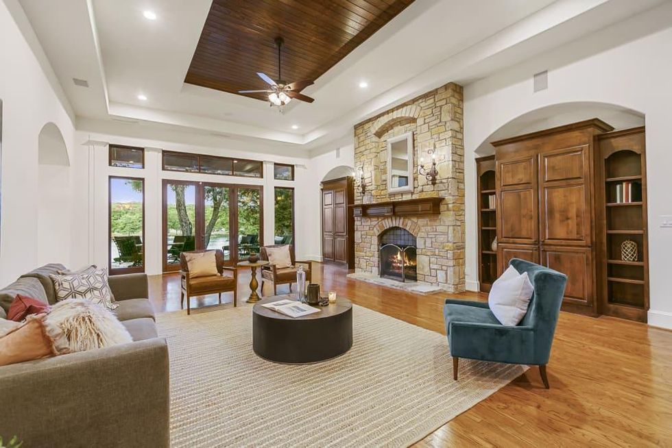 AUS_1407 Weston Lane North