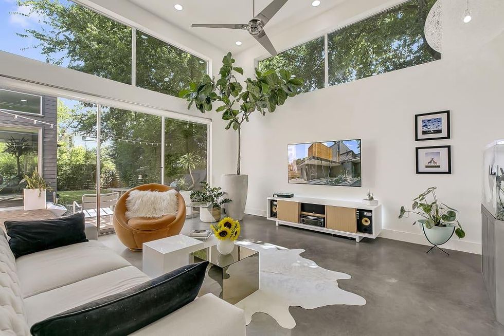 AUS_1708 Bauerle Ave