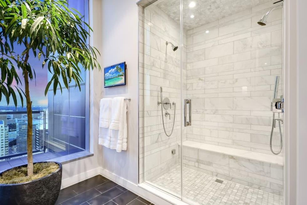 AUS_210_Lavaca Street