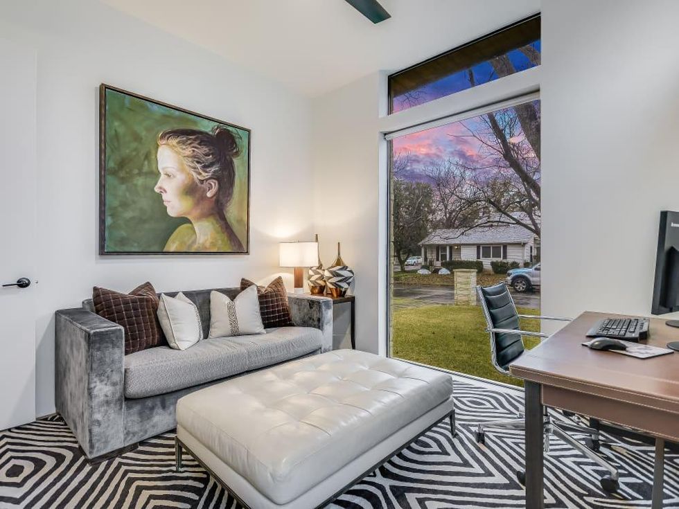 AUS_2100 Arpdale St.