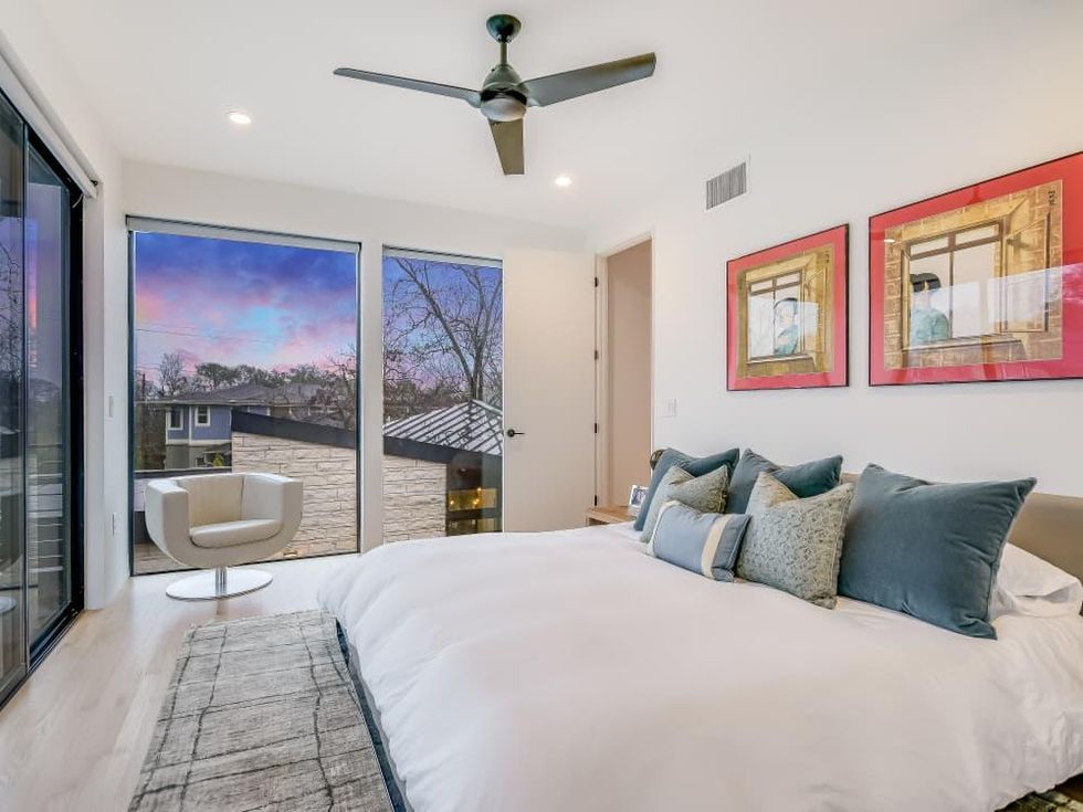 AUS_2100 Arpdale St.