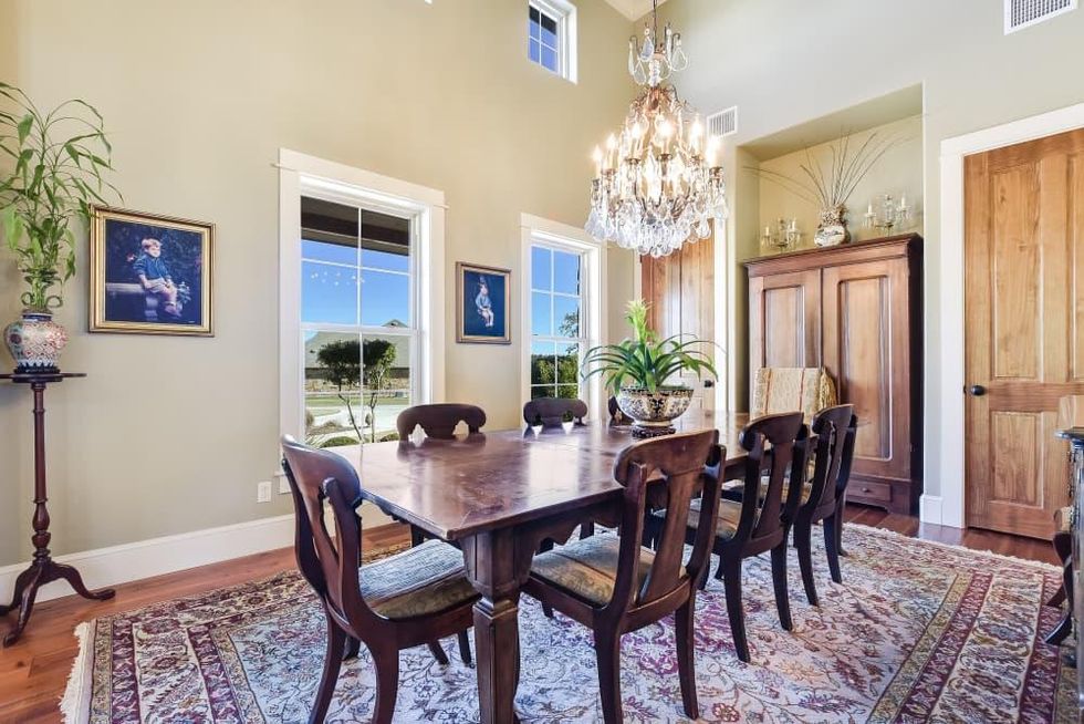 AUS_223 Black Stone Cove