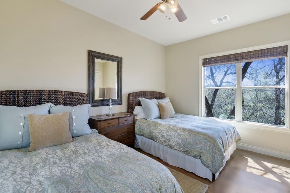 AUS_23601 Old Ferry Road