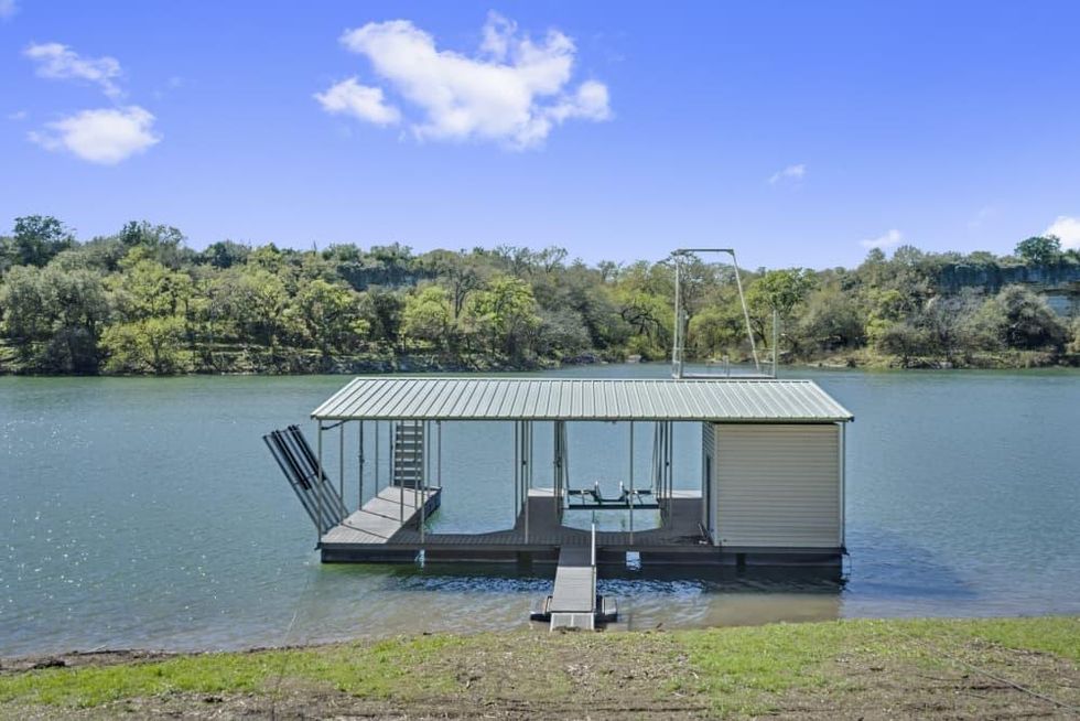 AUS_23601 Old Ferry Road