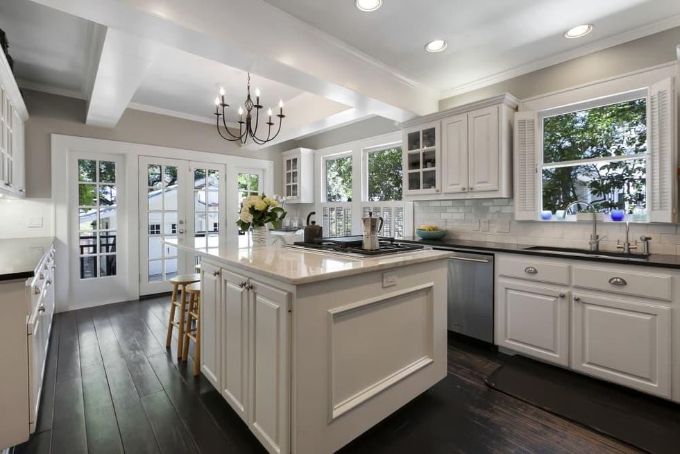 AUS_2404 Jarratt Ave