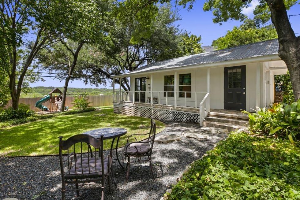 AUS_2404 Jarratt Ave