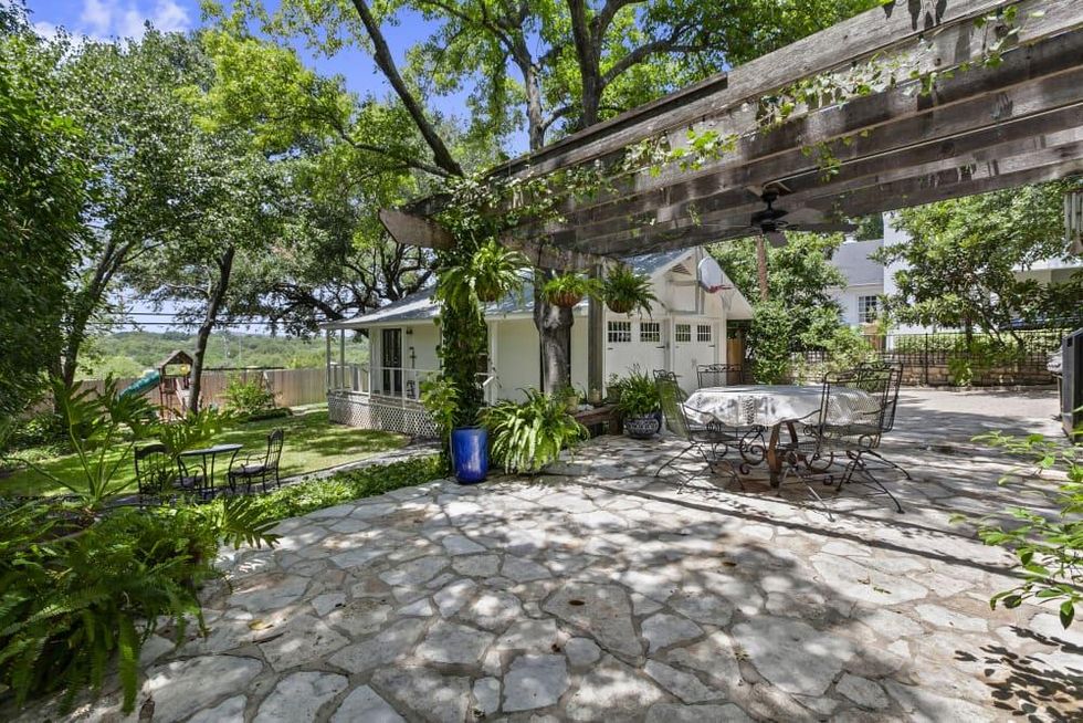 AUS_2404 Jarratt Ave