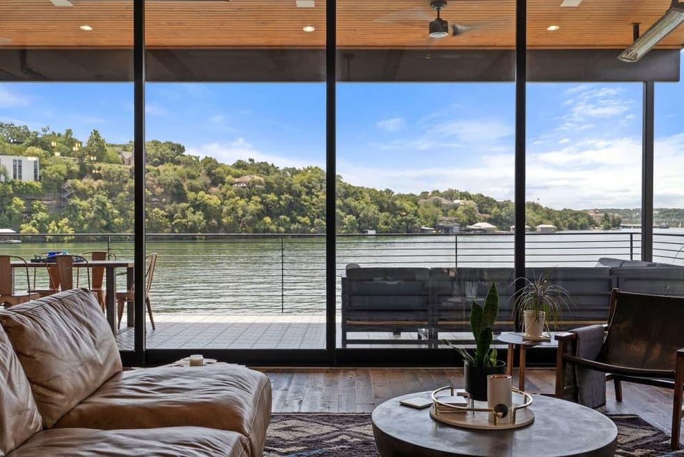 AUS_2409 Westlake Drive