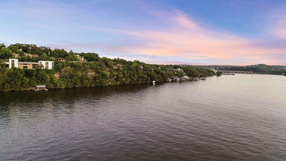 AUS_2409 Westlake Drive