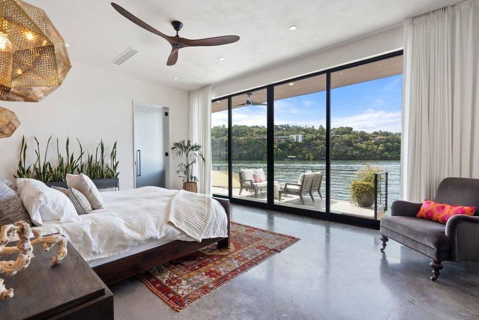 AUS_2409 Westlake Drive