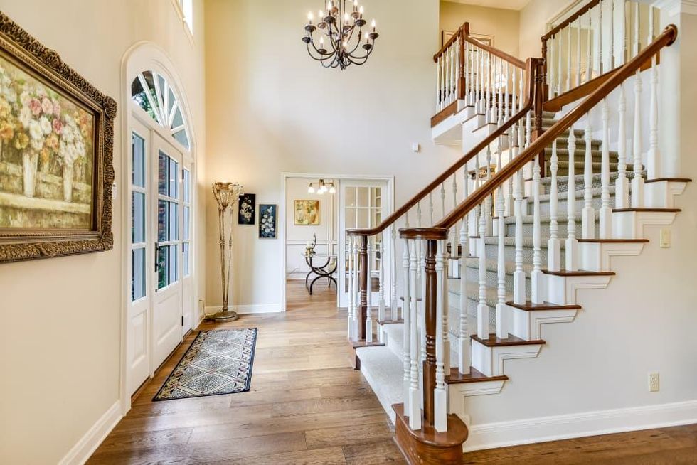 AUS_2914 Montebello Court