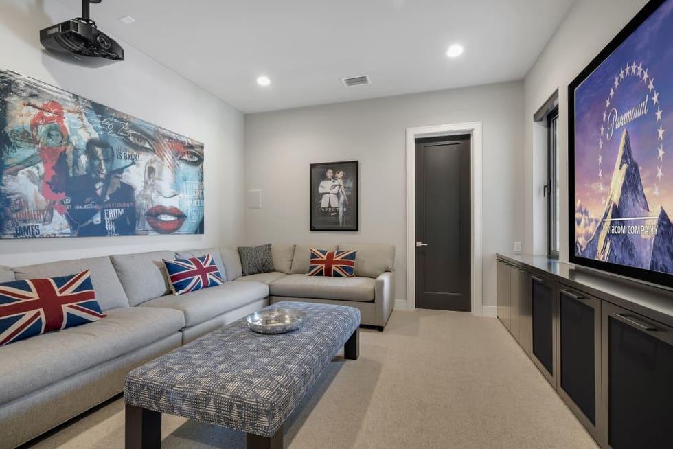 AUS_4624 Amarra Drive