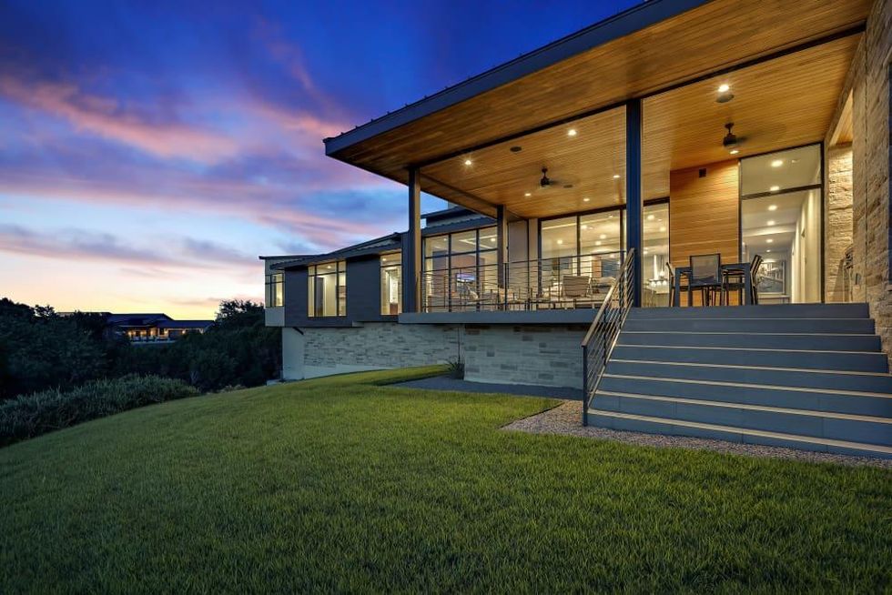 AUS_4624 Amarra Drive