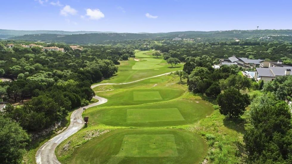 AUS_4624 Amarra Drive