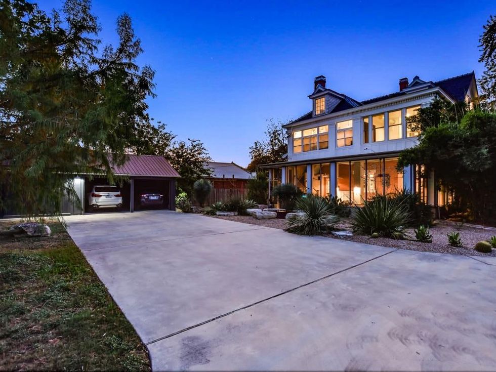 AUS_502 West San Antonio Street