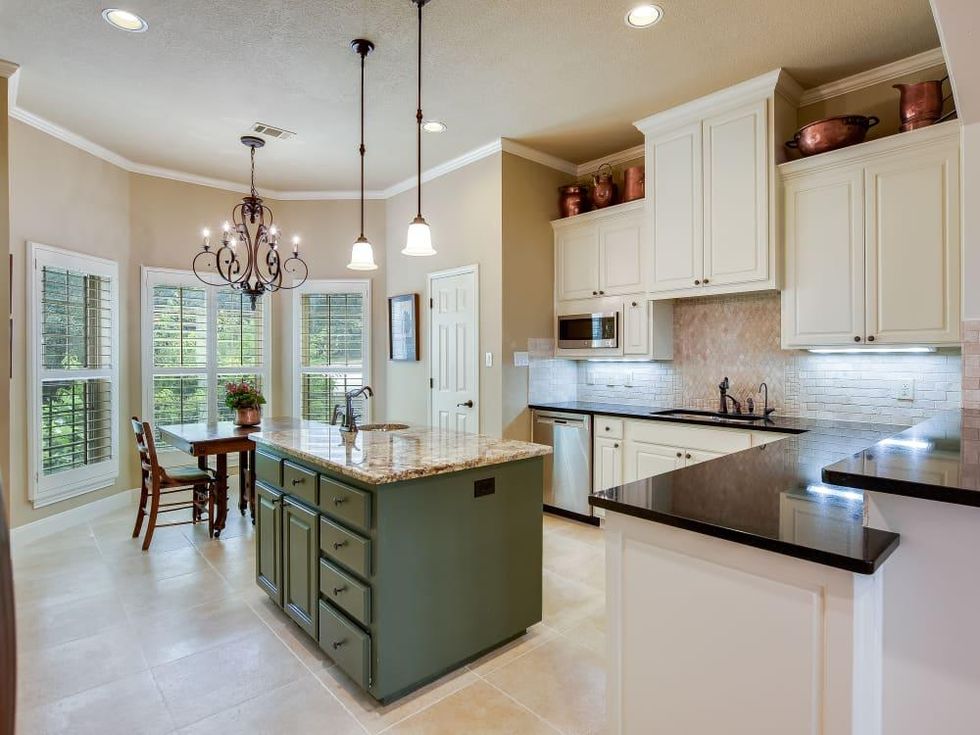 AUS_600 Blanco River Ranch Rd