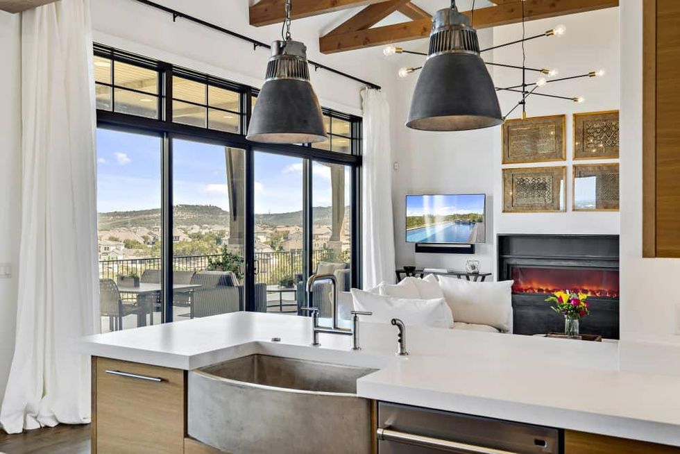 AUS_605 Vendemmia Bayless