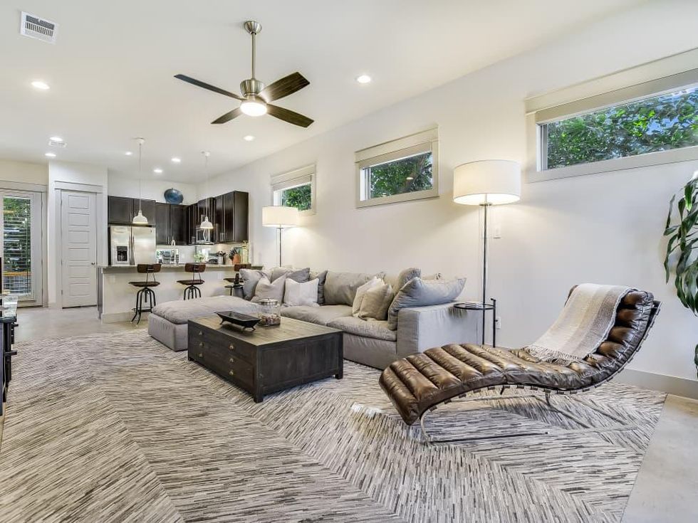 AUS_614 Terrell Hills Unit A