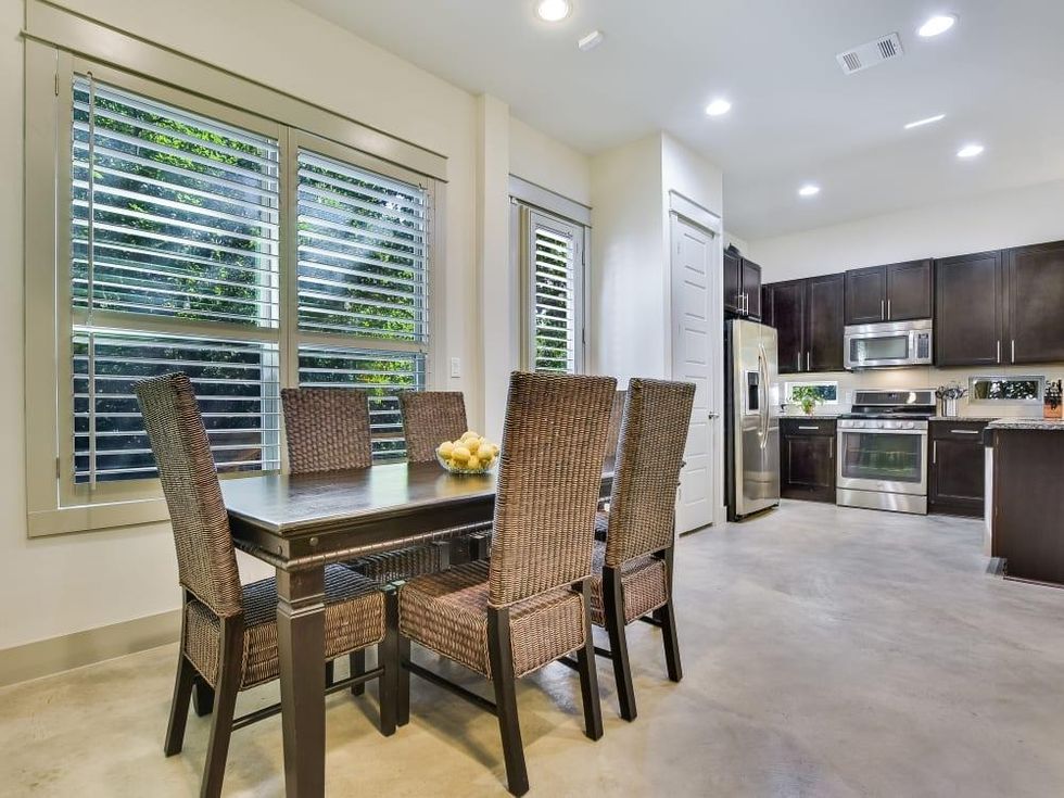 AUS_614 Terrell Hills Unit A