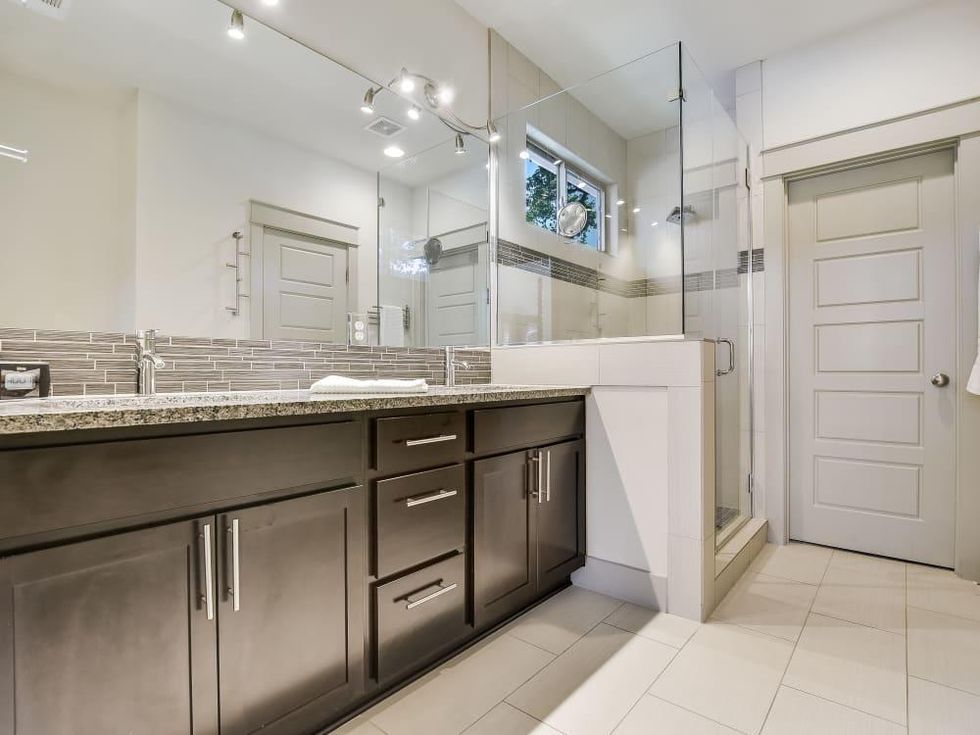 AUS_614 Terrell Hills Unit A