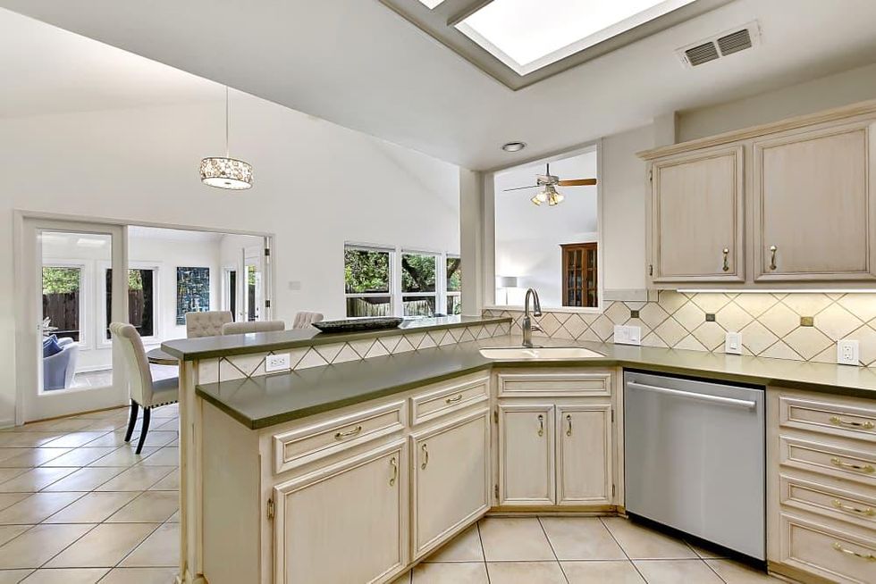 AUS_7805_Lindenwood_Circle