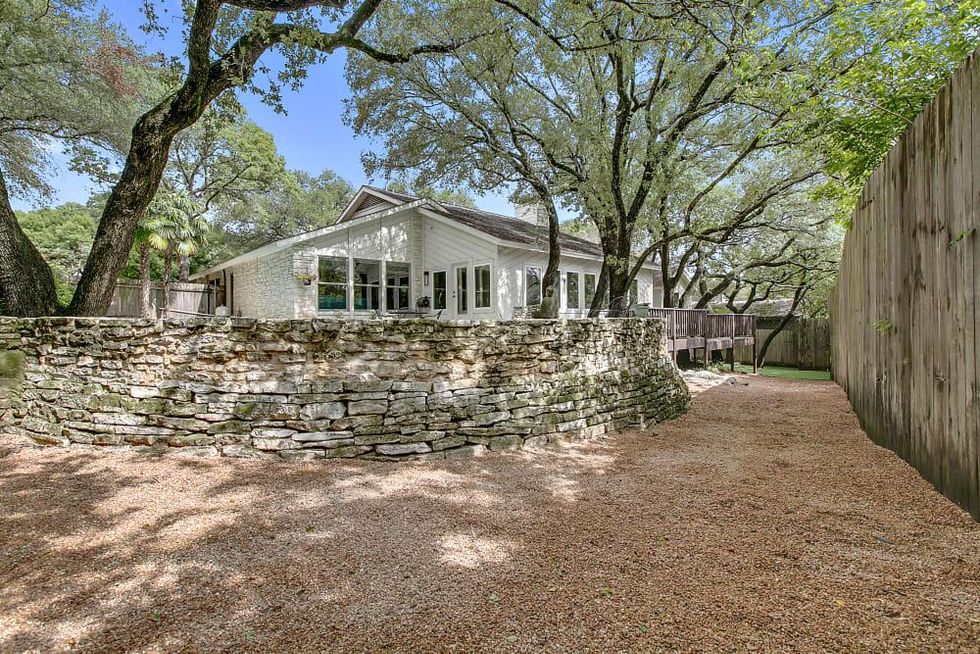 AUS_7805_Lindenwood_Circle