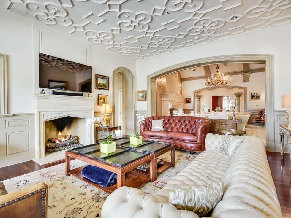 AUS_8106 Chalk Knoll