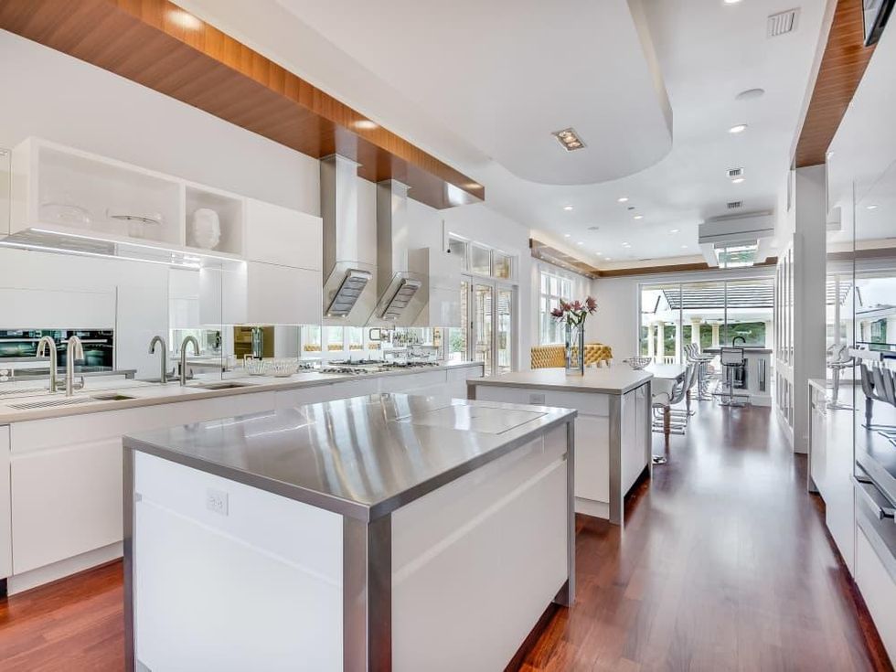 AUS_8106 Chalk Knoll