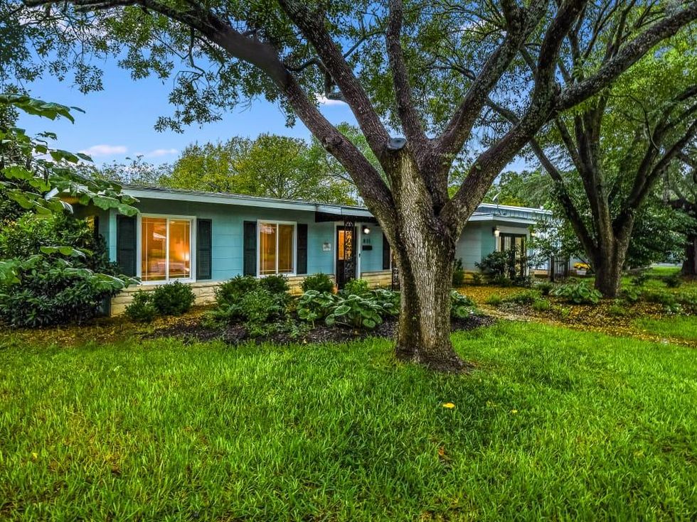 AUS_811 West Schubert