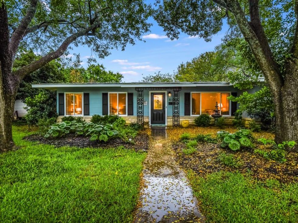 AUS_811 West Schubert