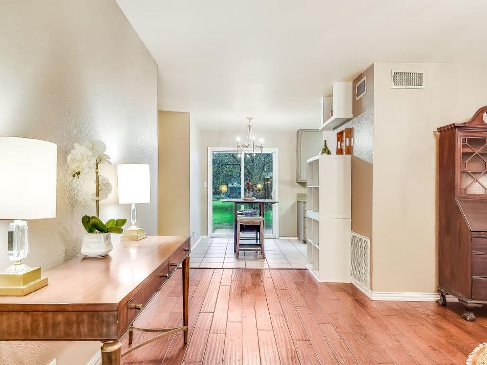 AUS_811 West Schubert