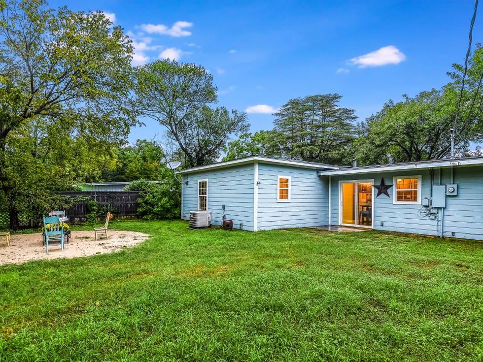 AUS_811 West Schubert