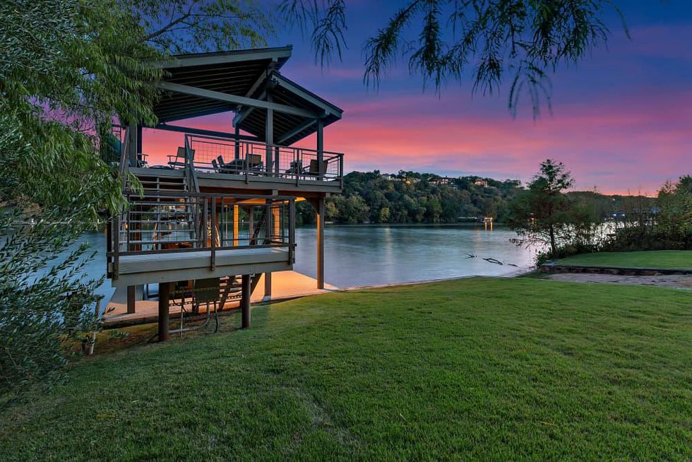 AUS_8400 Big View Drive