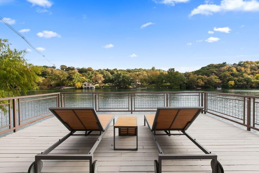 AUS_8400 Big View Drive