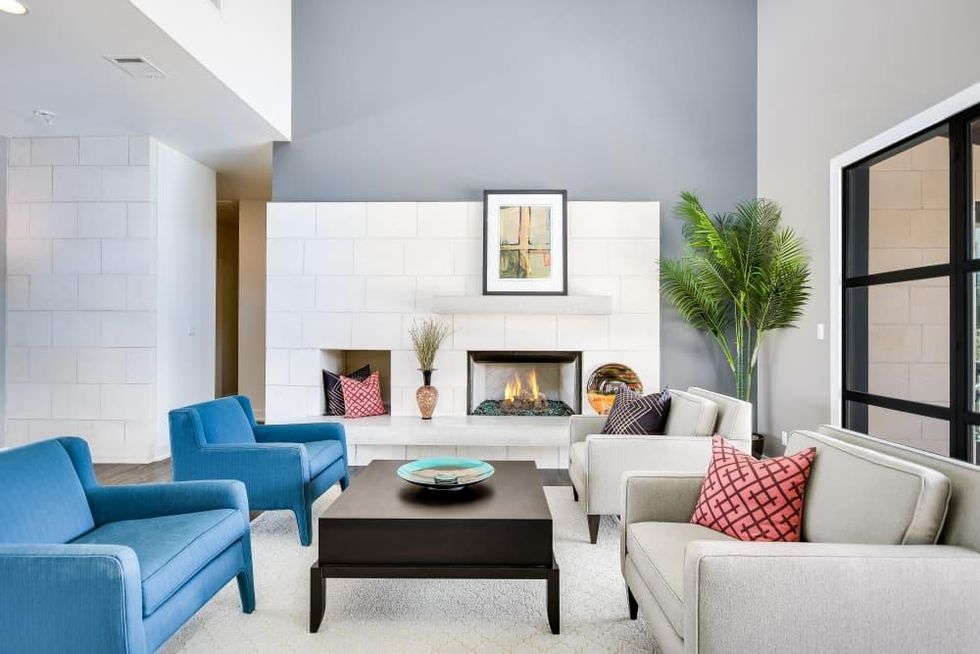 AUS_9600 Veletta Place