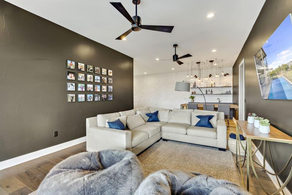 AUS605 Vendemmia Bayless