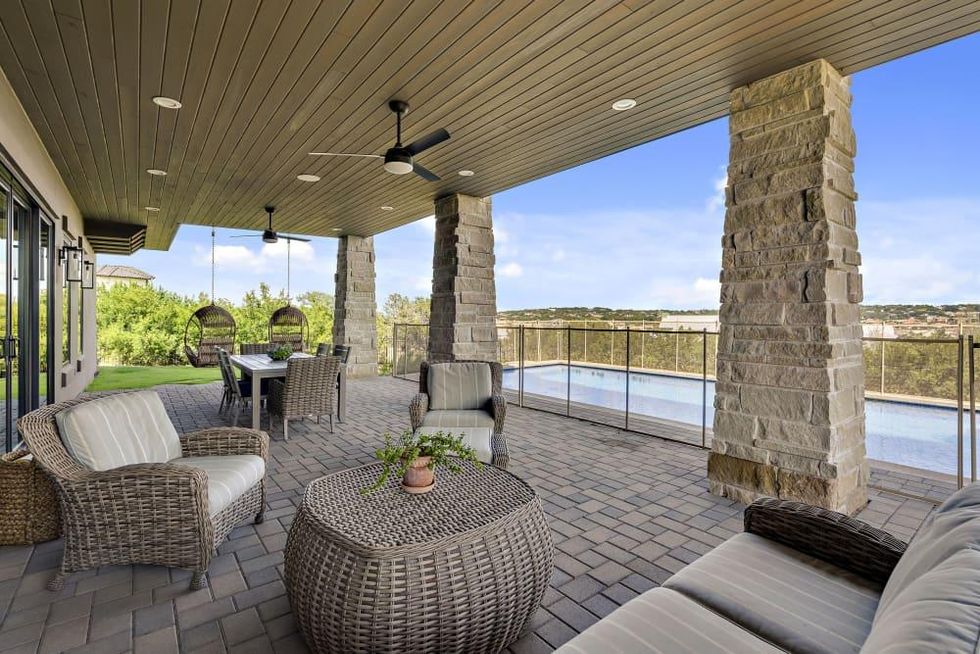 AUS605 Vendemmia Bayless