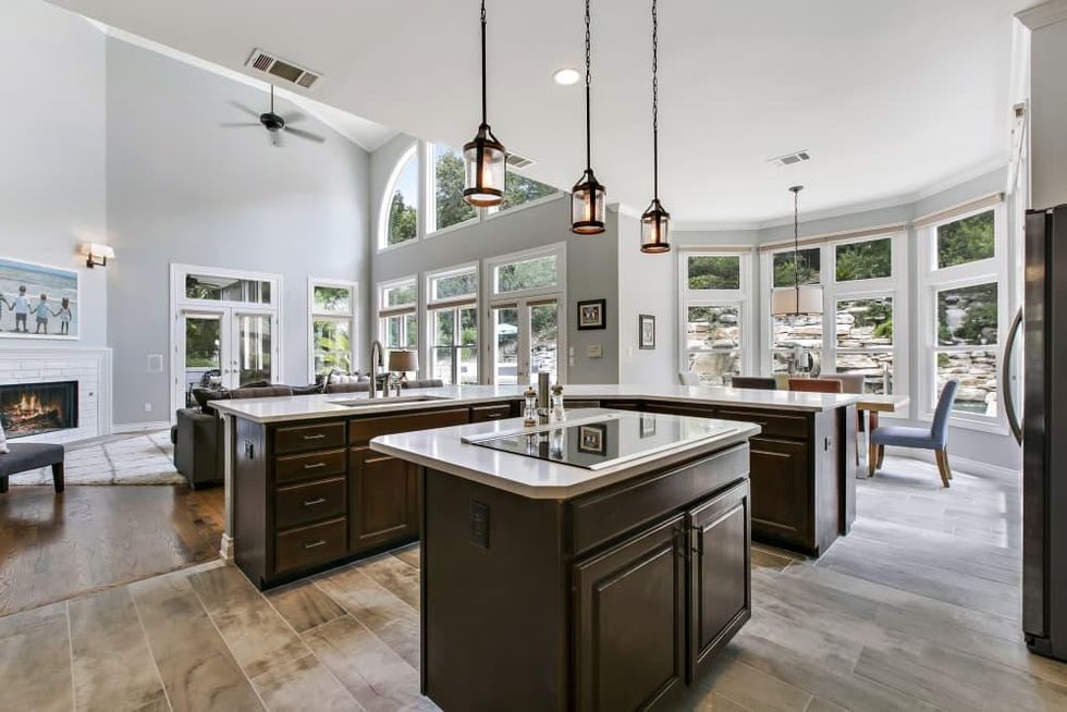 Austin_1102 Sprague Lane