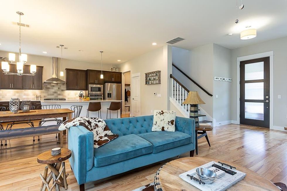 Austin_1405 Matthews Ln