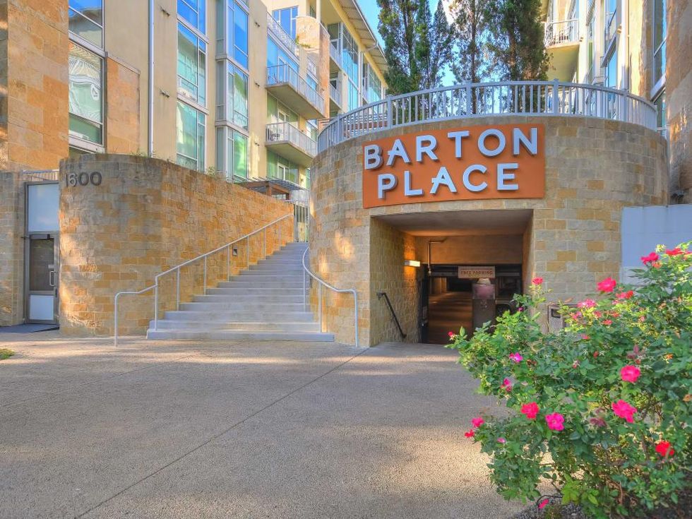 Austin_1600 Barton Springs